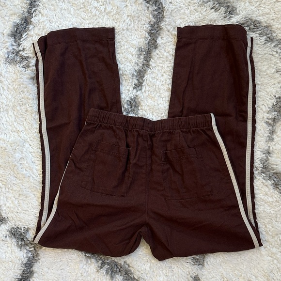 Mid Rise Linen-Blend Wide-Leg Pants - Picture 4 of 6